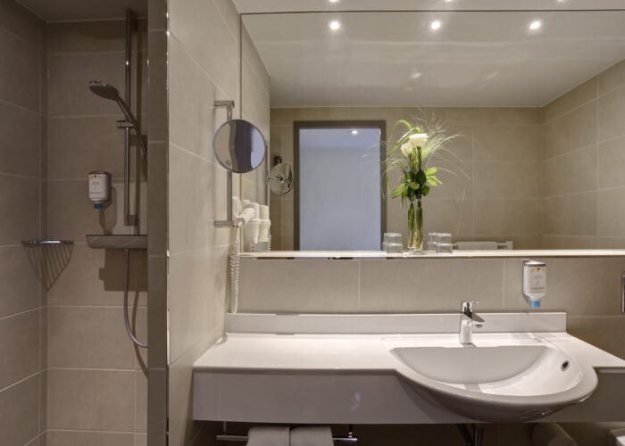 CUP_VITALIS_Doppelzimmer_Bad